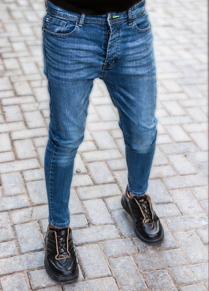 Light Blue Ankle-Fit Jeans Pant