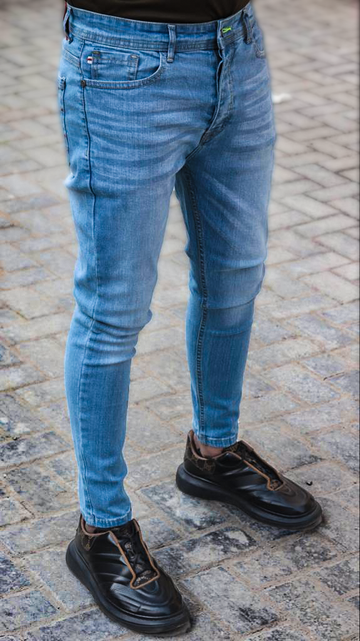 Sky Blue Ankle-Fit Jeans Pant
